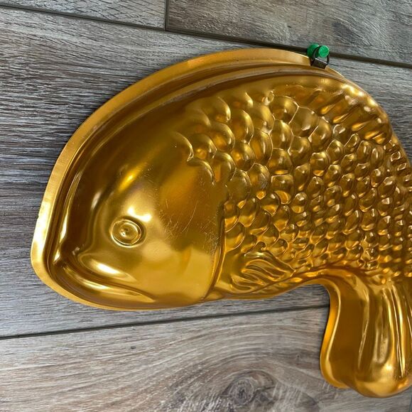 Vintage Copper Like Aluminum Fish Mold Wall Kitchen Décor Jello Gelatin Cake - Picture 3 of 5